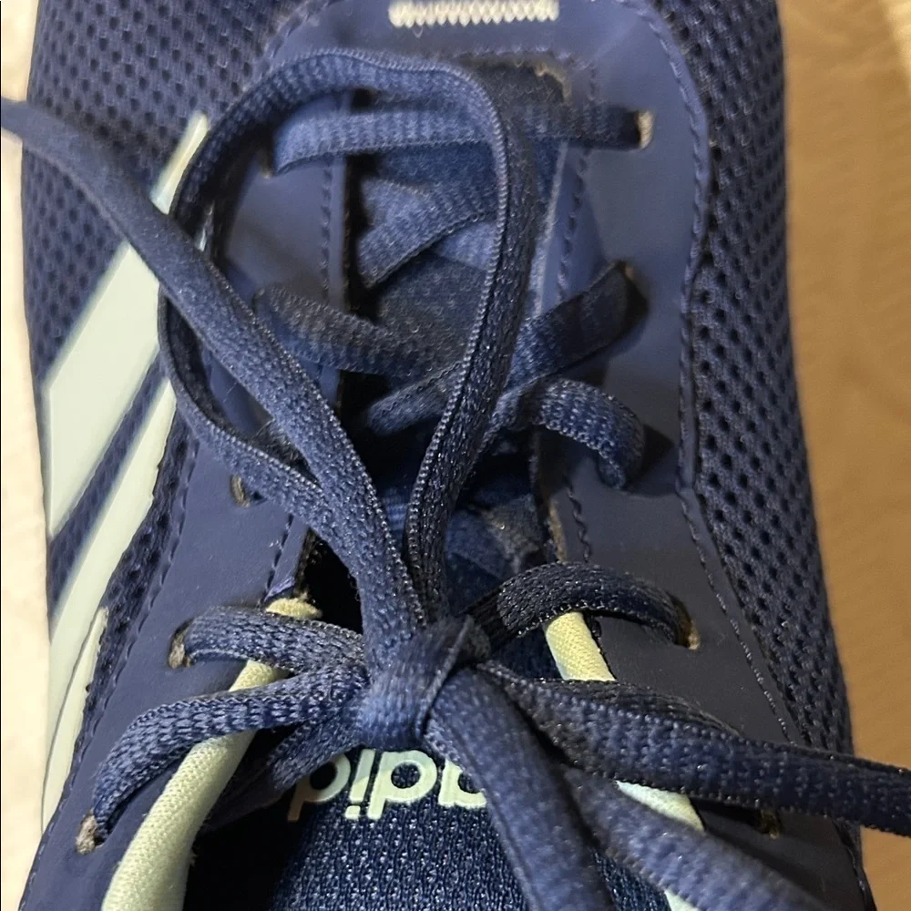 Adidas Cloud Foam Navy and Light Blue Sneakers. Women’s 8.5